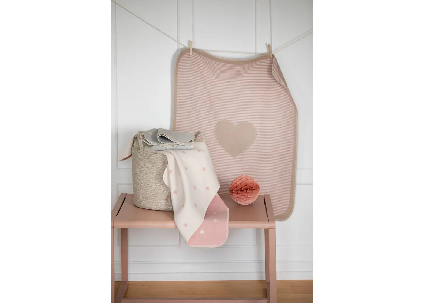Babydecke Juwel "Herzen allover", Kuscheldecke, Rosa
