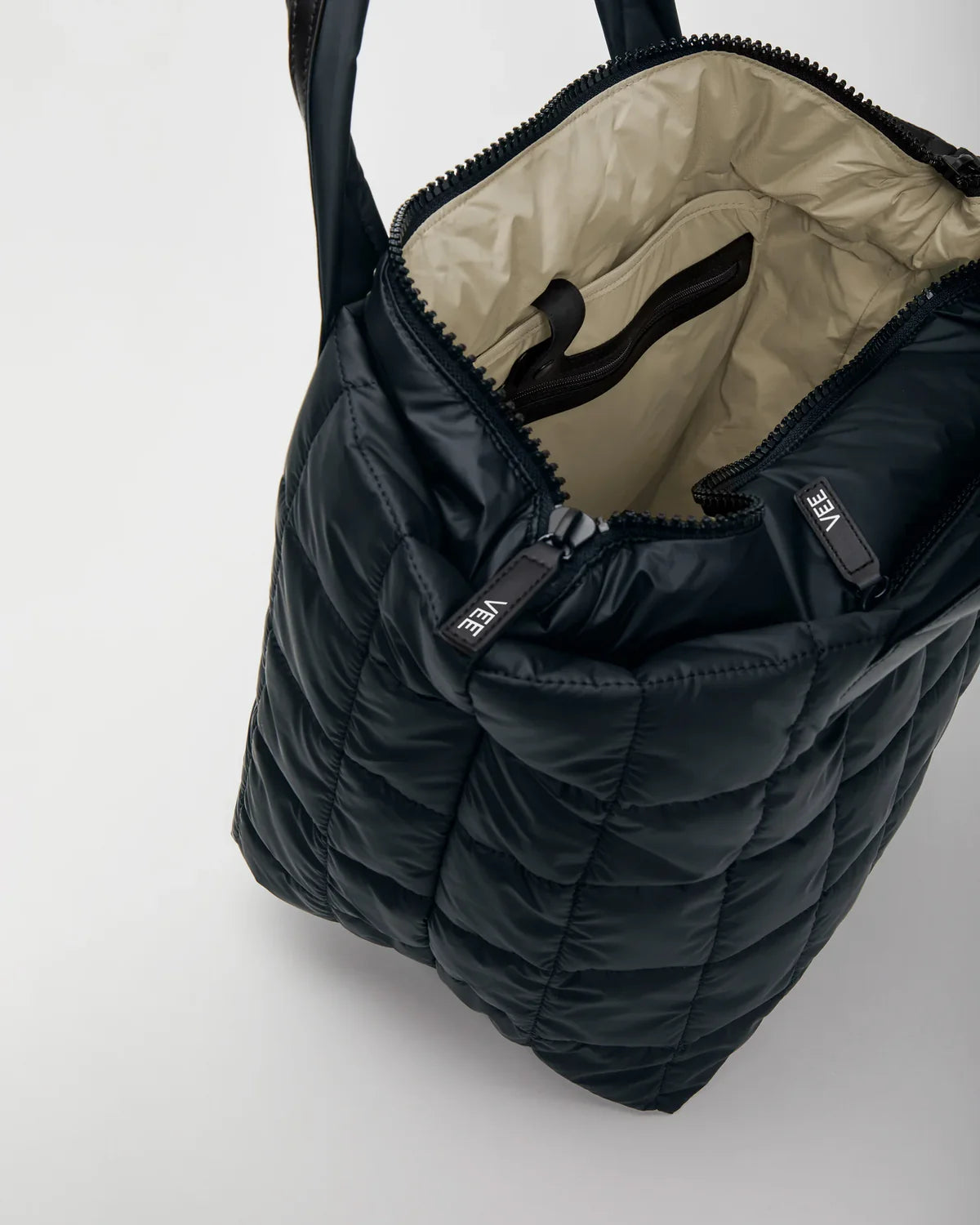 VEE Collective – Porter Tote Medium, Handtasche, Umhängetasche