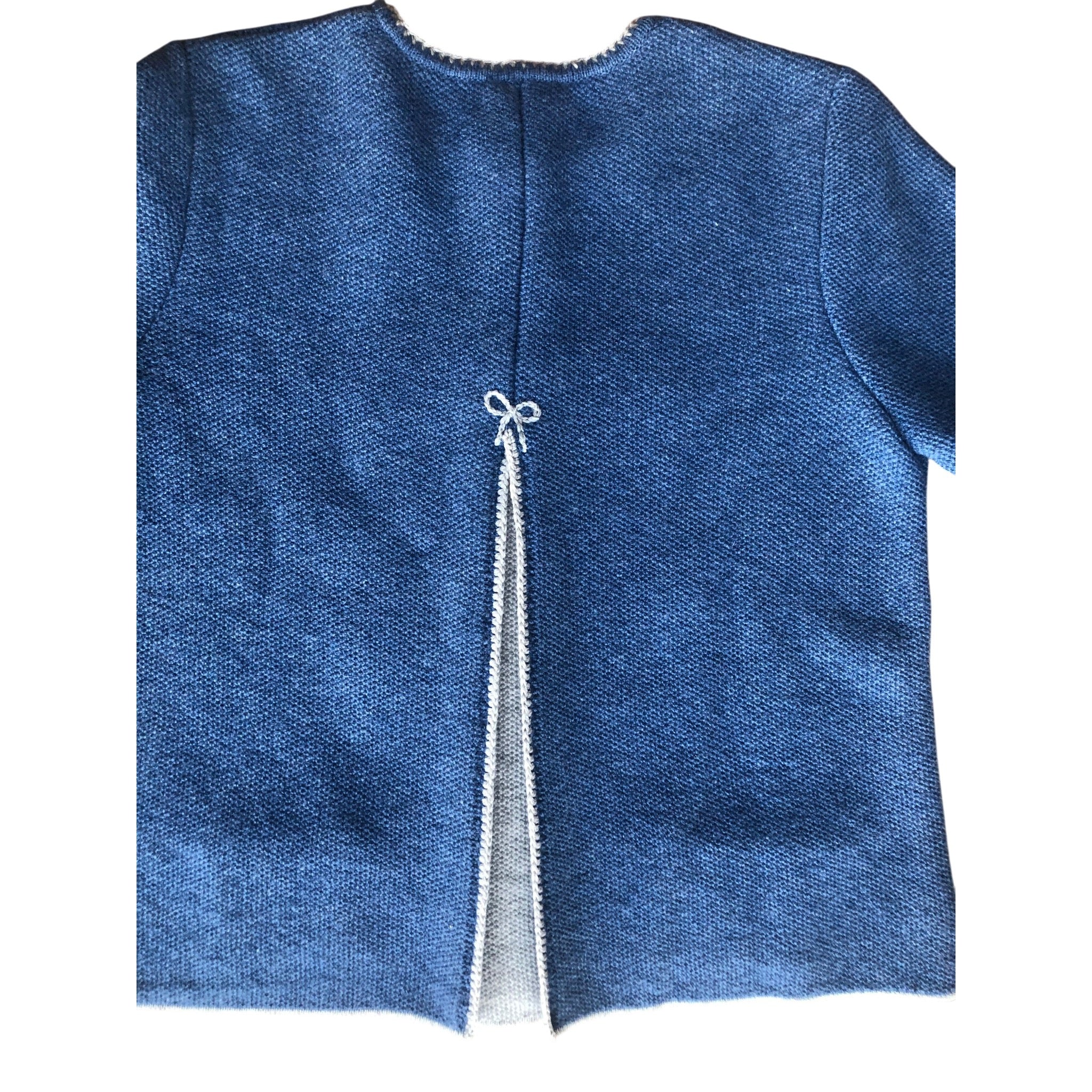 Astrifa Strickjacke, Janker Bischofswiesen mit Rückenfalte, Schlamm